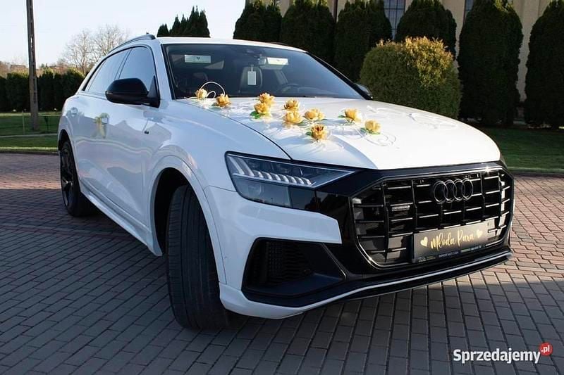 Biały Używany 2019 Audi Q8 Comfort SUV | 194 800 zł - Obraz 1/4