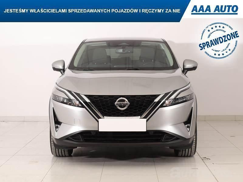 Używany Nissan Qashqai 2022 Srebrny SUV