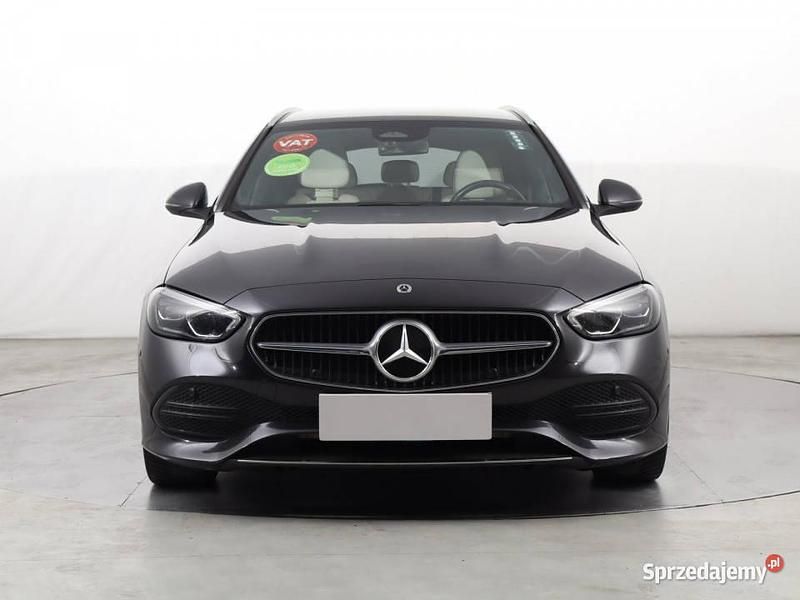 Szary Używany 2021 Mercedes C200 Kombi | 145 999 zł (Dość drogi) - Obraz 1/4