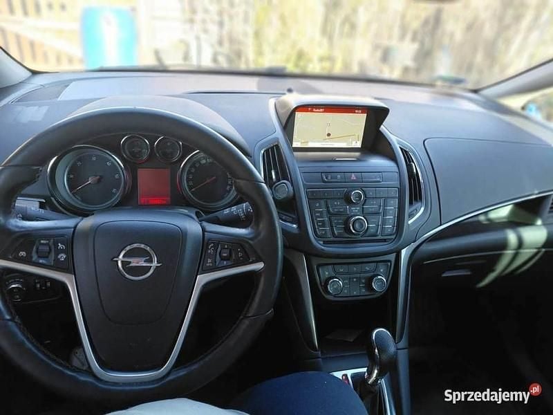 Używany Opel Zafira Tourer Cosmo 2016 Szary Minivan