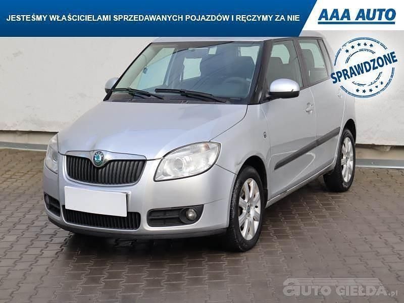 Używany Skoda Fabia 2008 Srebrny