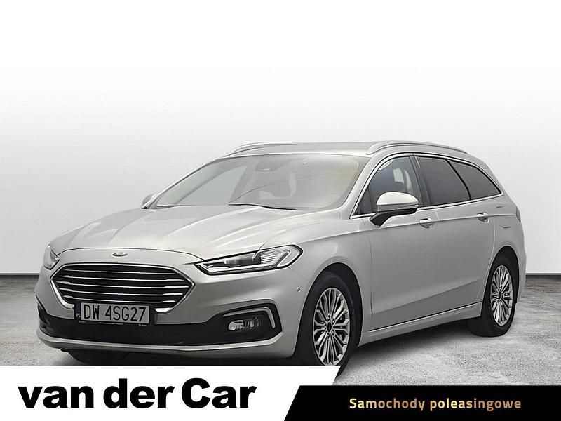 Srebrny (metalik) Używany 2022 Ford Mondeo Kombi | 89 900 zł (Dość drogi) - Obraz 1/4
