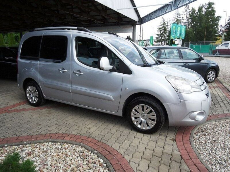 Używany Citroën Berlingo 92 KM (67 kW) 2012 Srebrny Minivan