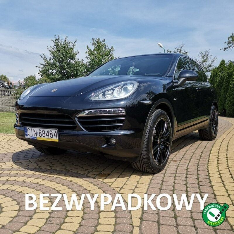 Czarny Używany 2012 Porsche Cayenne SUV | 95 000 zł - Obraz 1/4