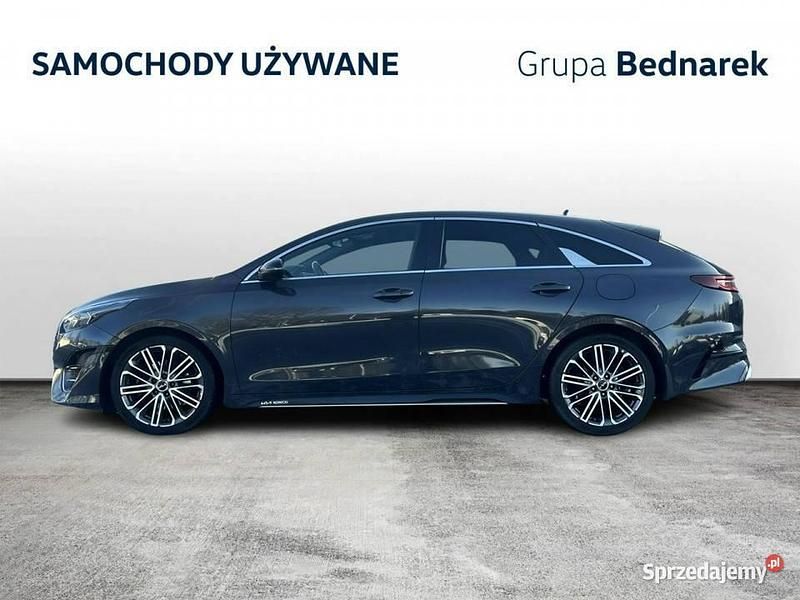 Szary Używany 2022 Kia ProCeed Kombi | 99 900 zł (Uczciwa cena) - Obraz 1/4