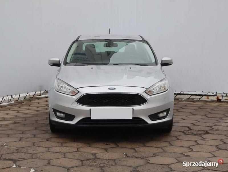 Używany Ford Focus 105 KM (77 kW) 2018 Srebrny Sedan/Limuzyna
