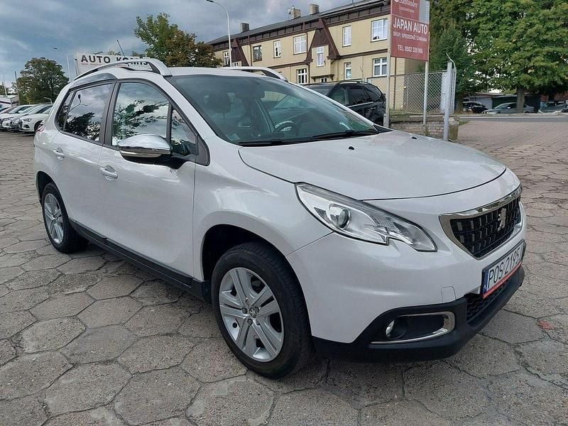 Biały Używany 2017 Peugeot 2008 SUV | 37 900 zł (Uczciwa cena) - Obraz 1/4