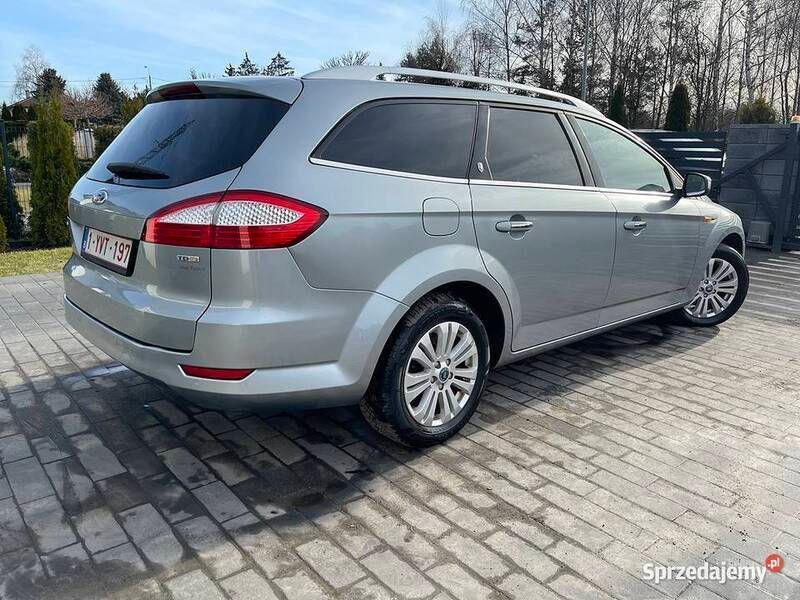 Używany Ford Mondeo Ghia 2010