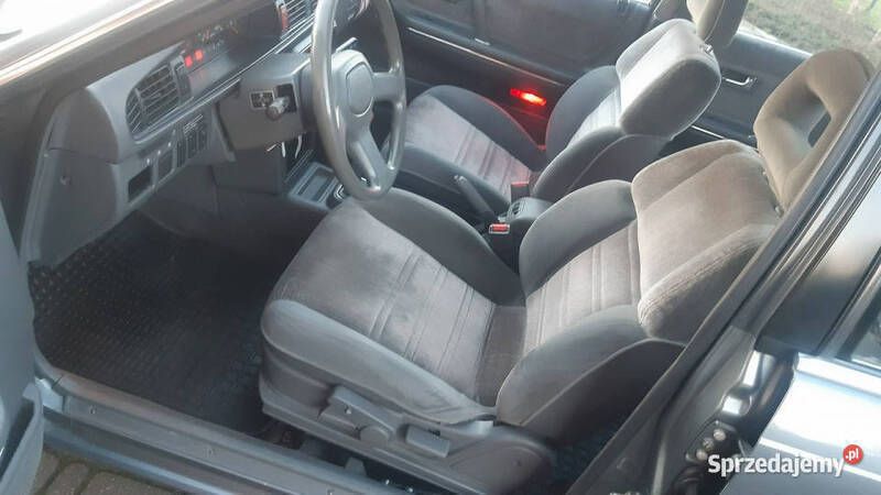 Szary Używany 1988 Mazda 626 Sedan/Limuzyna | 19 700 zł - Obraz 1/4