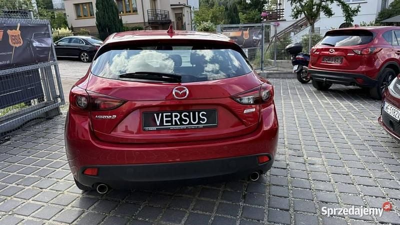Używany Mazda 3 120 KM (88 kW) 2016 Bordowy (metalik) Hatchback