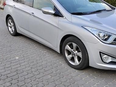Używany Hyundai i40 116 KM (85 kW) 2012 Sedan/Limuzyna