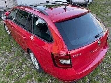 Czerwony Używany 2019 Skoda Octavia Sport Kombi | 15 900 zł - Obraz 1/4