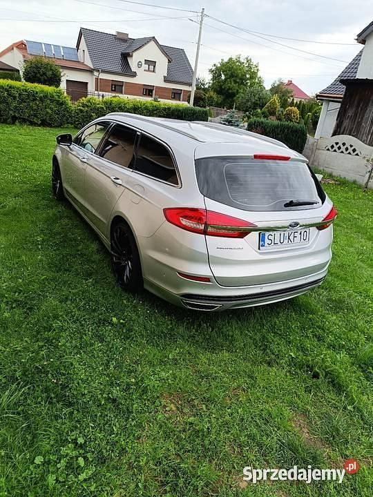 Srebrny Używany 2018 Ford Mondeo Sedan/Limuzyna | 52 900 zł (Uczciwa cena) - Obraz 1/4