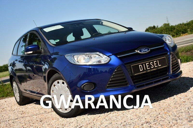 Niebieski ciemny (metalik, perła) Używany 2014 Ford Focus Kombi | 21 999 zł (Dobra cena) - Obraz 1/4