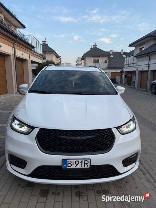 Biały Używany 2022 Chrysler Pacifica Limited SUV | 174 900 zł (Drogi) - Obraz 1/4