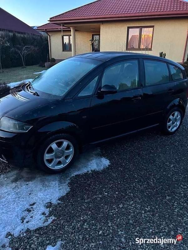 Używany Audi A2 2000 Czarny Hatchback