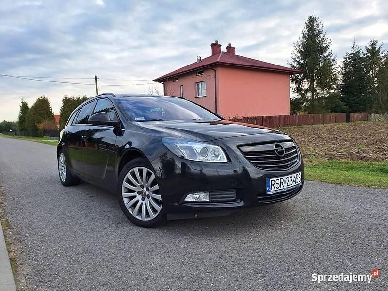 Używany Opel Insignia 2010 Czarny Kombi