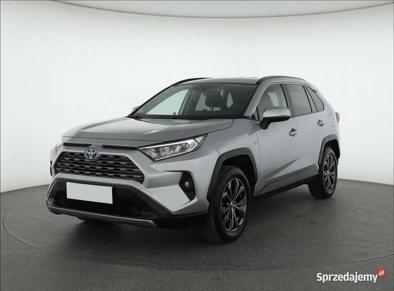 Używany Toyota RAV4 Hybrid 2022 Srebrny SUV