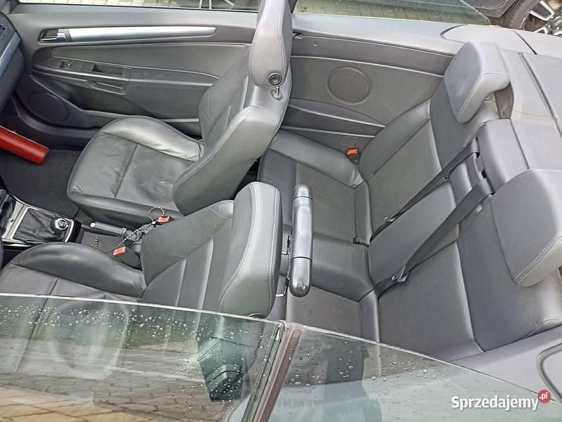 Używany Opel Astra Cabriolet 2007 Czarny Kabriolet