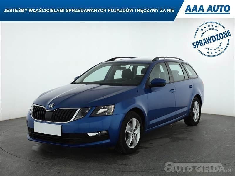 Używany Skoda Octavia 150 KM (110 kW) 2019 Błękitny