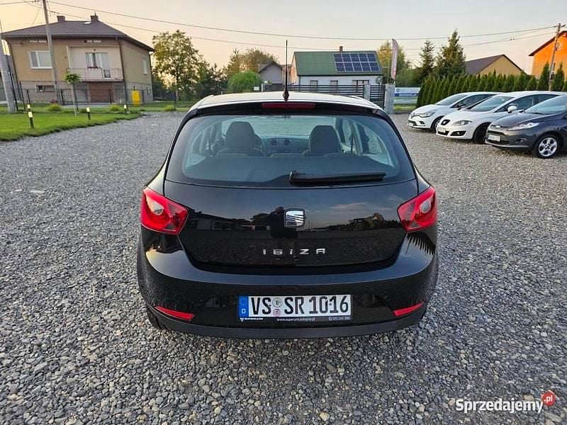 Używany Seat Ibiza Style 86 KM (63 kW) 2011 Czarny Hatchback