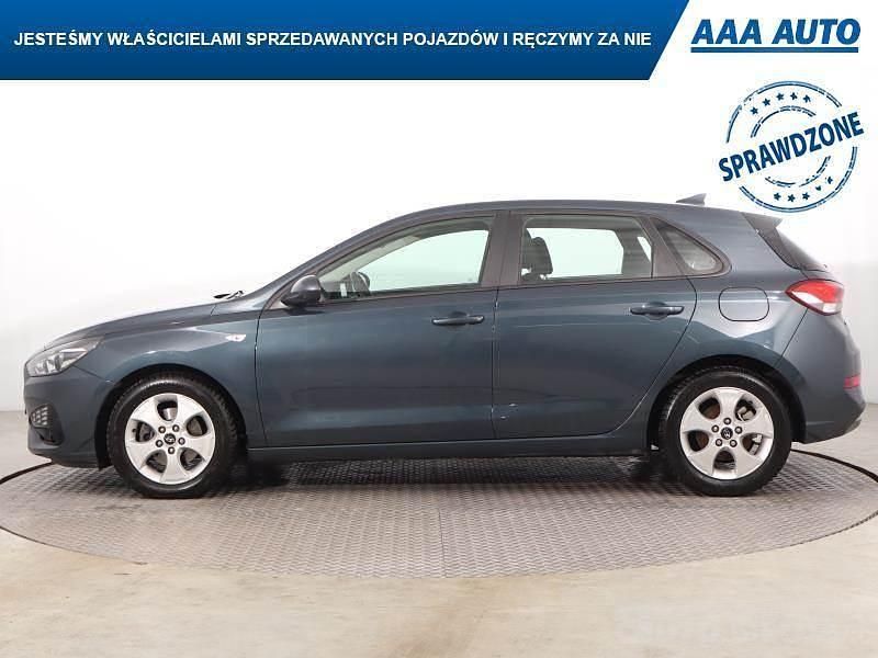 Używany Hyundai i30 120 KM (88 kW) 2022 Szary