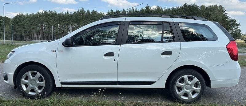 Używany Dacia Logan 2016 Biały Sedan/Limuzyna