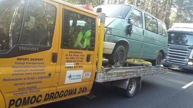 Żółtozłoty Używany 2008 Ford Transit Minivan | 56 000 zł - Obraz 1/4