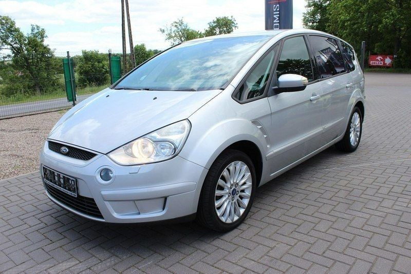 Używany Ford S-MAX S 140 KM (102 kW) 2006 Szary (metalik) Minivan