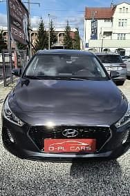 Używany Hyundai i30 100 KM (73 kW) 2017 Grafitowy Hatchback