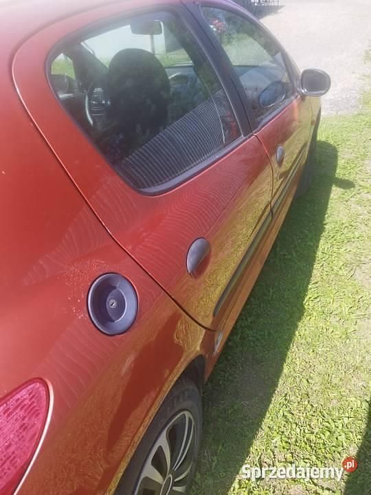 Używany 1998 Peugeot 206 | 1650 zł - Obraz 1/4