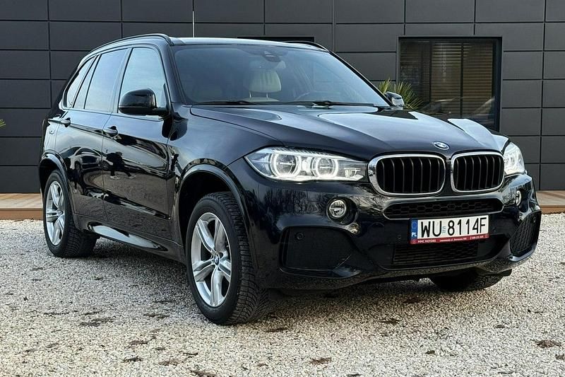 Niebieski Używany 2017 BMW X5 Shadowline SUV | 134 800 zł - Obraz 1/3