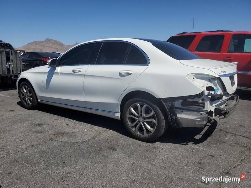Biały Używany 2016 Mercedes C300 Sedan/Limuzyna | 48 400 zł - Obraz 1/4