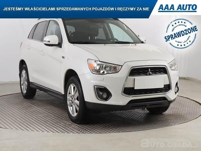 Używany Mitsubishi ASX 117 KM (86 kW) 2013 Biały SUV