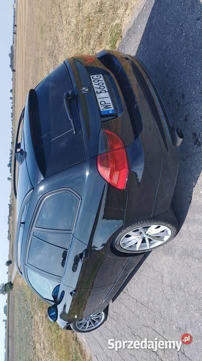 Czarny Używany 2007 BMW 320 Sport Line Kombi | 14 500 zł (Uczciwa cena) - Obraz 1/4