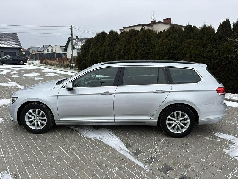 Używany VW Passat 150 KM (110 kW) 2018 Srebrny (metalik) Kombi