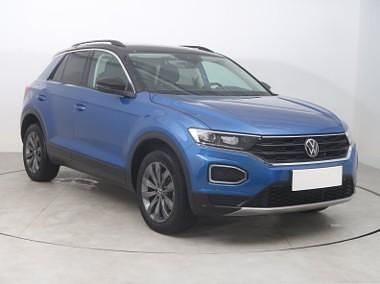 Niebieski Używany 2021 VW T-Roc SUV | 92 999 zł (Uczciwa cena) - Obraz 1/4