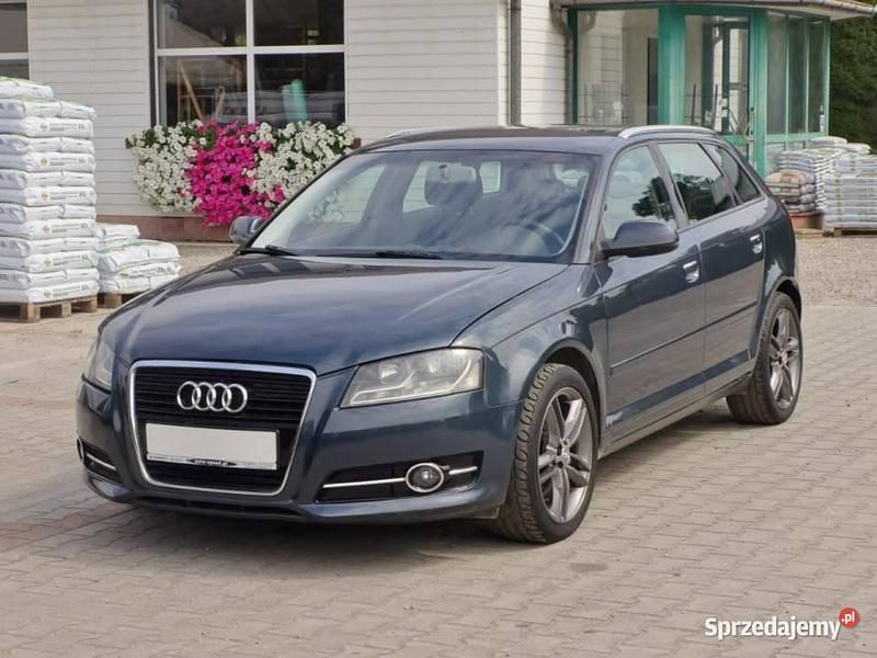 Używany Audi A3 105 KM (77 kW) 2011 Szary Hatchback