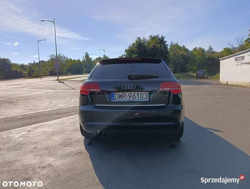 Czarny Używany 2010 Audi A3 Comfort Hatchback | 29 000 zł (Dość drogi) - Obraz 1/4