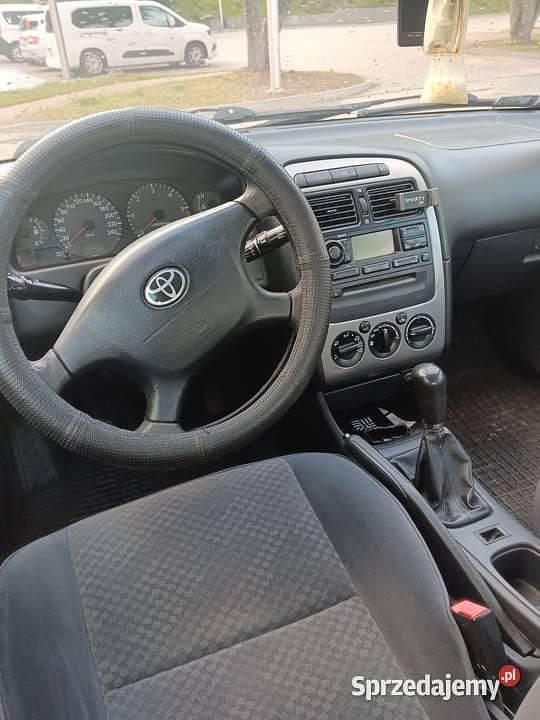 Grafitowy Używany 2002 Toyota Avensis Sedan/Limuzyna | 5000 zł - Obraz 1/3