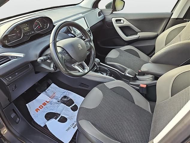 Używany Peugeot 2008 Allure 2018 Szary SUV