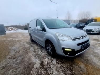 Używany 2017 Citroën Berlingo Minivan | 23 900 zł (Dobra cena) - Obraz 1/4