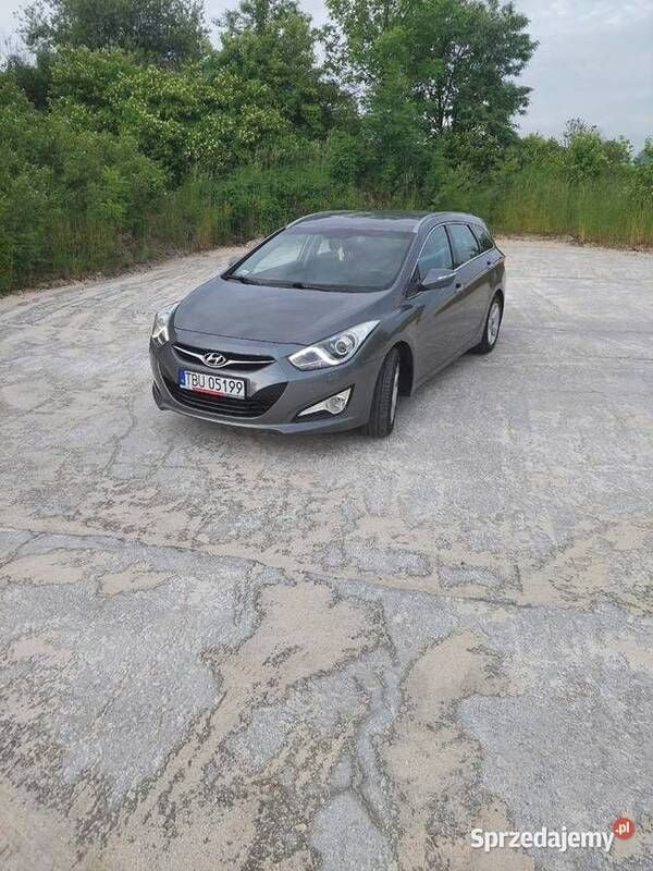 Używany Hyundai i40 2013 Szary Sedan/Limuzyna