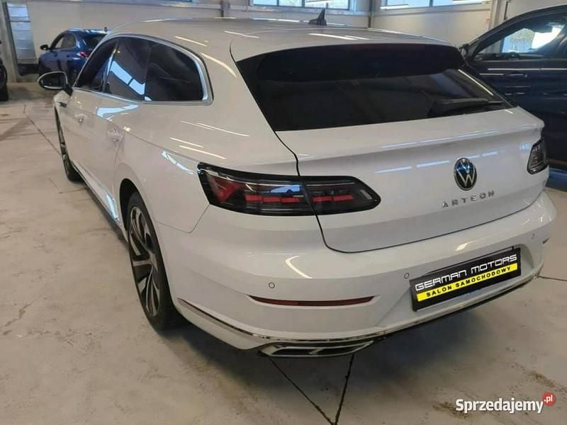 Używany VW Arteon R-line 190 KM (139 kW) 2022 Biały (metalik) Kombi