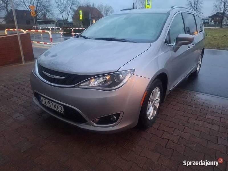 Używany 2019 Chrysler Pacifica SUV | 95 000 zł (Super Cena) - Obraz 1/4