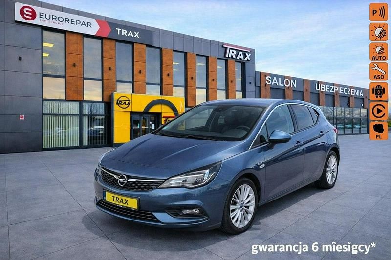 Używany Opel Astra Enjoy 125 KM (91 kW) 2017 Niebieski ciemny (metalik) Hatchback