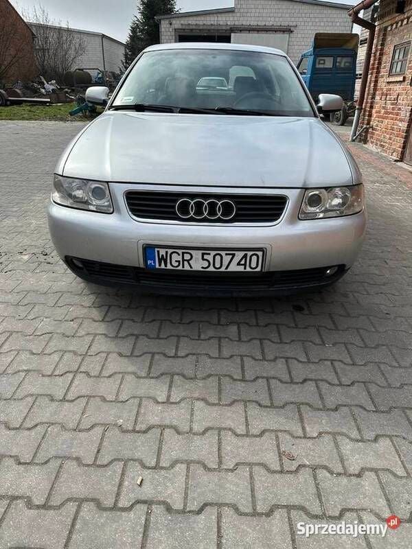 Używany Audi A3 2002 Srebrny Hatchback