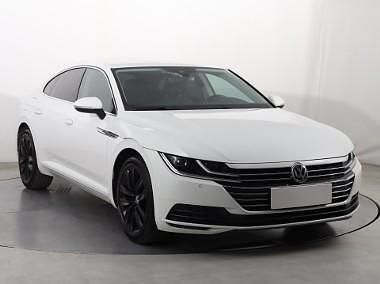 Biały Używany 2018 VW Arteon Sedan/Limuzyna | 74 999 zł - Obraz 1/4