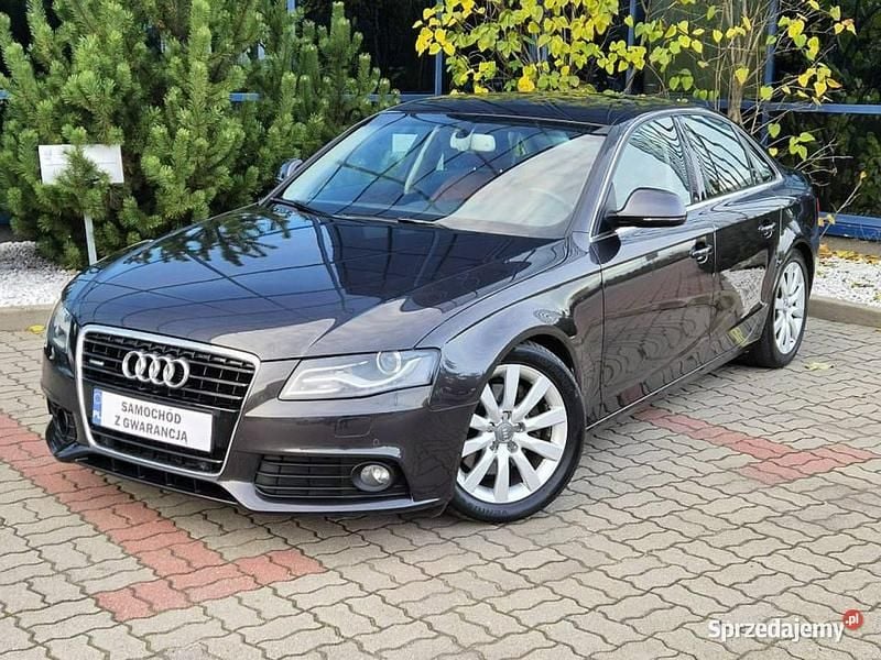 Czarny Używany 2009 Audi A4 Sedan/Limuzyna | 38 888 zł - Obraz 1/3