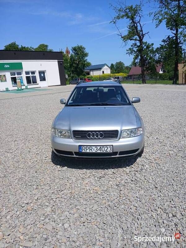 Używany Audi A4 1998